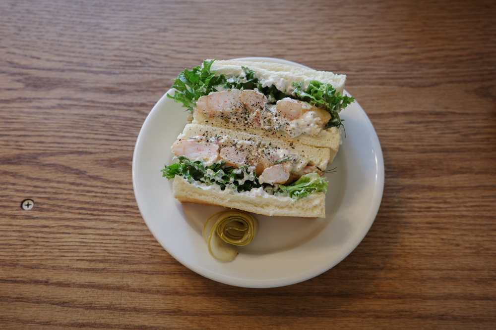 CAFÉ SINOLA 延禧店のエビサンドイッチ